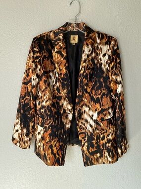 Kasper Leopard Print Blazer in Black, Brown, Cream